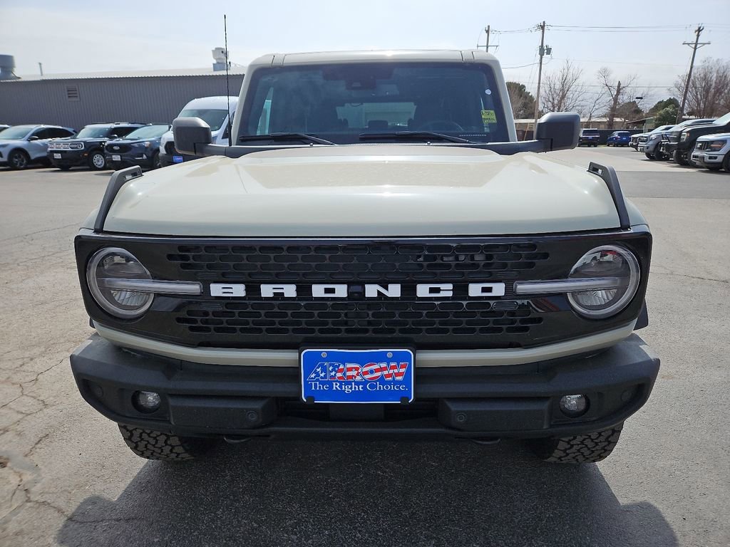 New 2026 Ford Bronco Outer Banks image 3