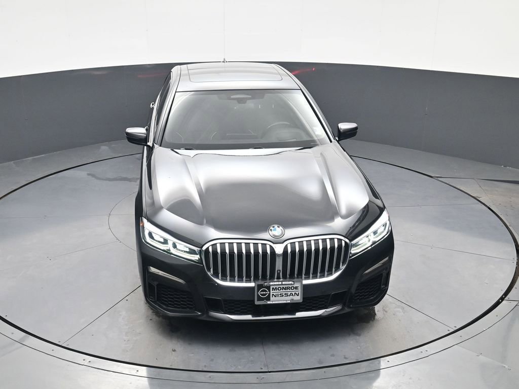 Used 2021 BMW 750i xDrive w/ Executive Package AWD/4WD image 26