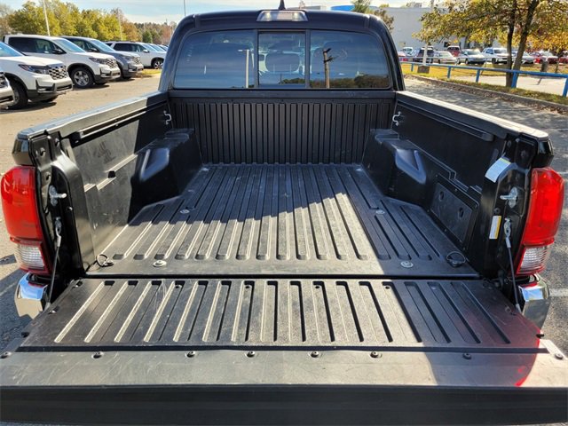 Used 2023 Toyota Tacoma SR5 image 7