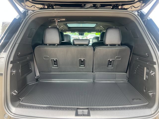 Certified 2026 Chevrolet Traverse High Country w/ LPO, Floor Liner Package AWD/4WD image 17