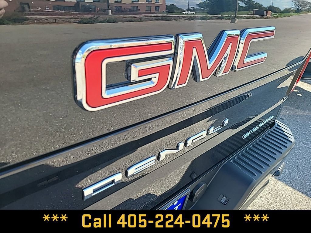 New 2025 GMC Sierra 1500 Denali image 10