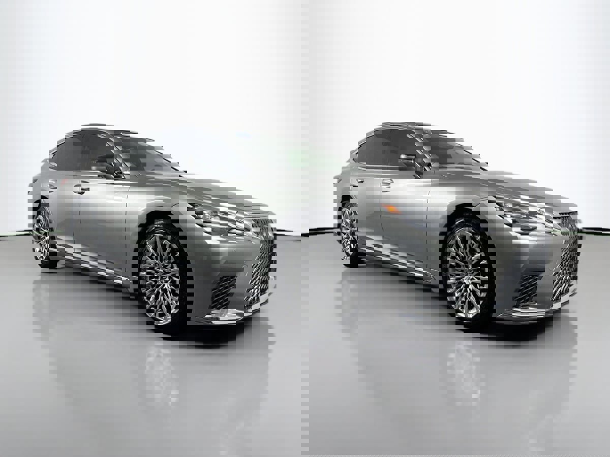 Used 2024 Lexus LS 500 w/ Interior Upgrade Package image 3