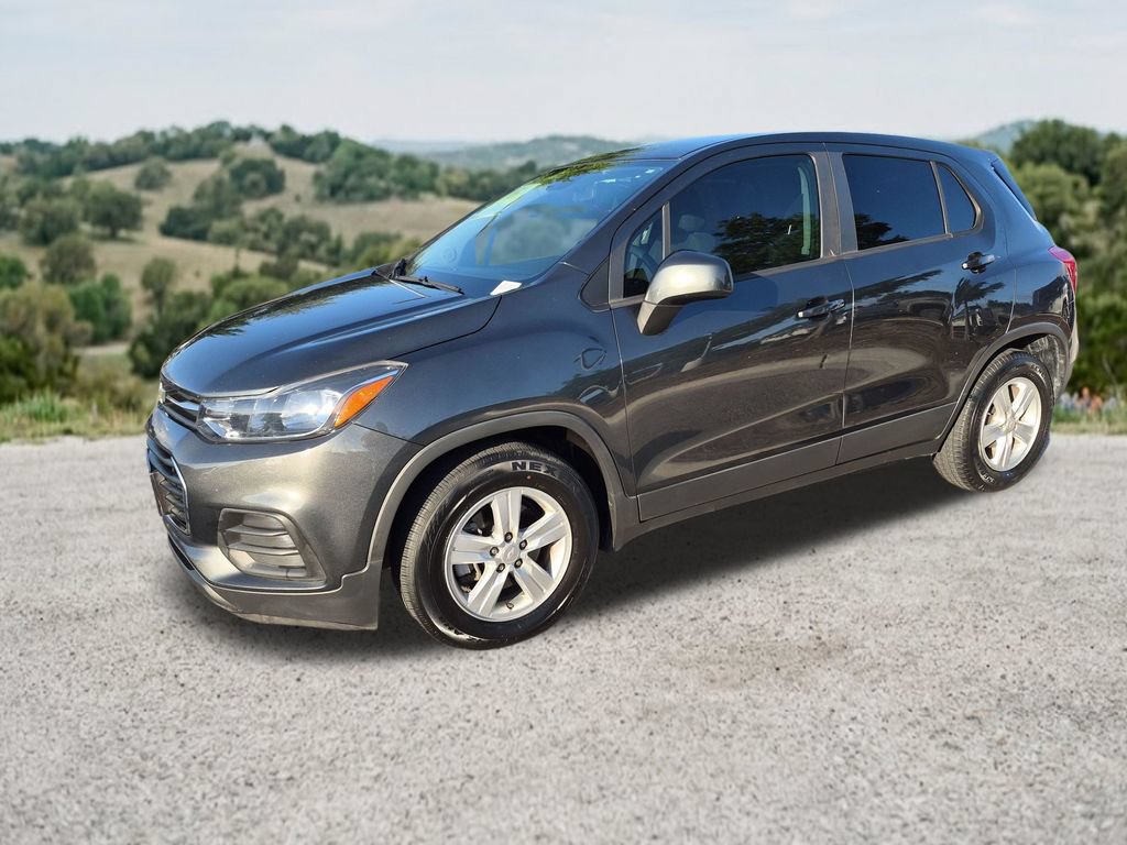Used 2020 Chevrolet Trax LS w/ Tint and Cruise Package FWD image 3