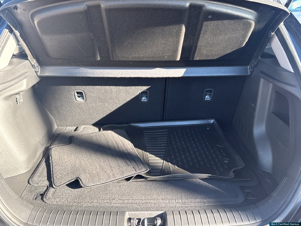 Certified 2023 Hyundai Kona SEL AWD/4WD image 15