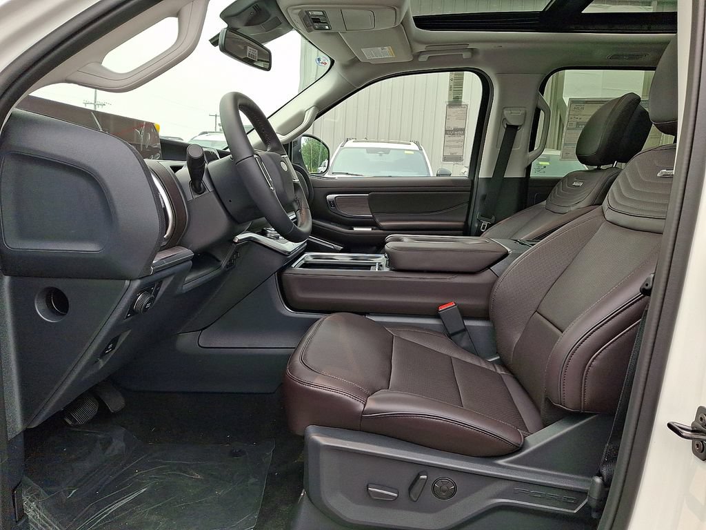 New 2026 Ford Expedition Max Platinum w/ Platinum Ultimate Package AWD/4WD image 10