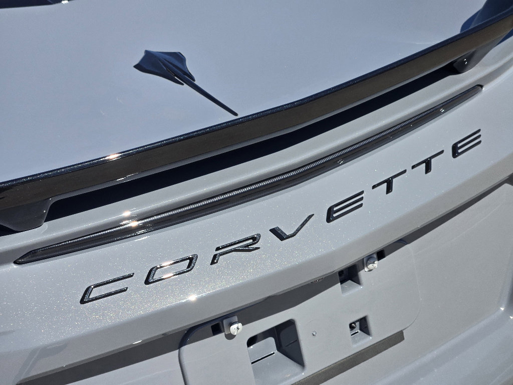 Used 2024 Chevrolet Corvette Stingray Coupe w/ Z51 Performance Package image 16