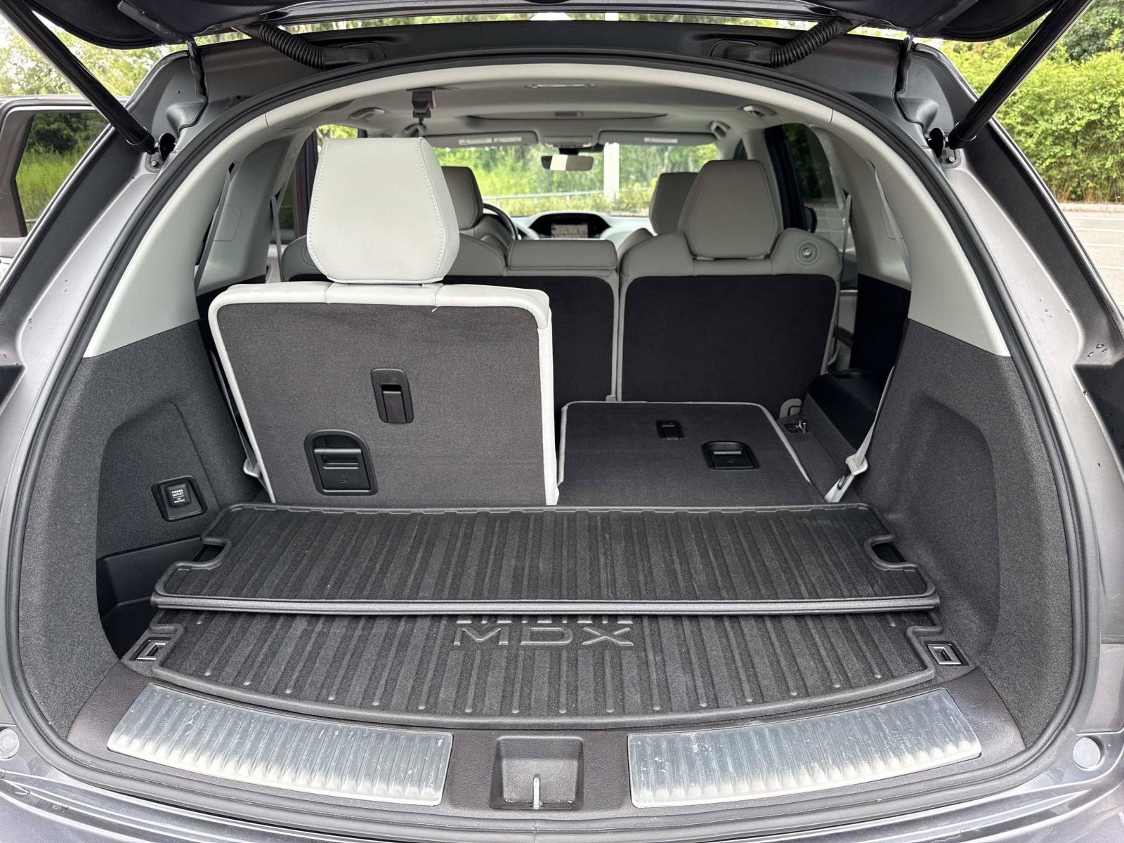 Used 2018 Acura MDX SH-AWD w/ Technology Package image 36