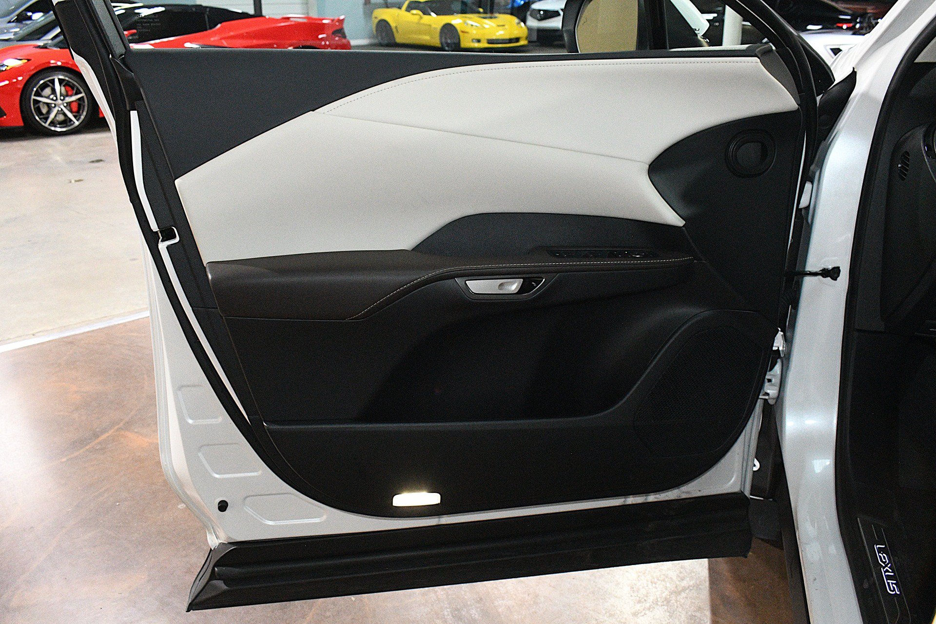 Used 2024 Lexus RX 350 Premium w/ Accessory Package (K3) FWD image 41