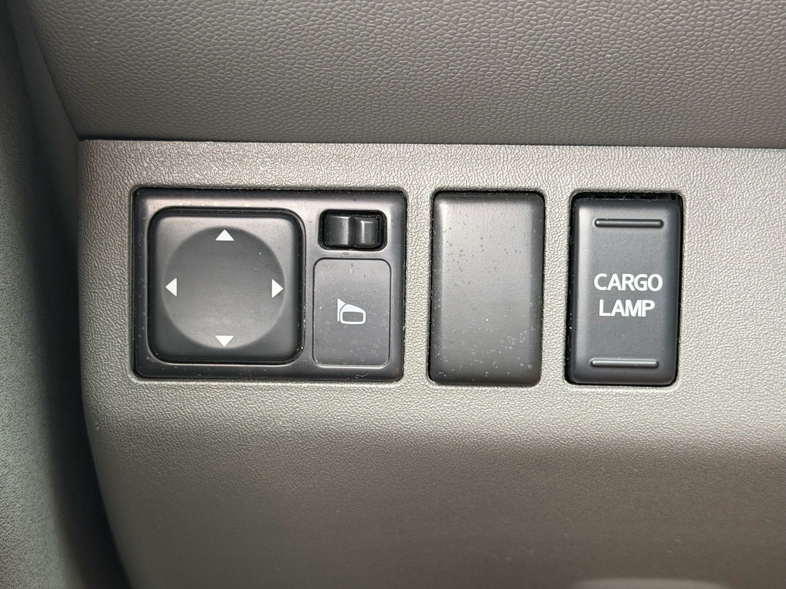 Used 2017 Nissan Frontier SV w/ SV Value Truck Package RWD image 27