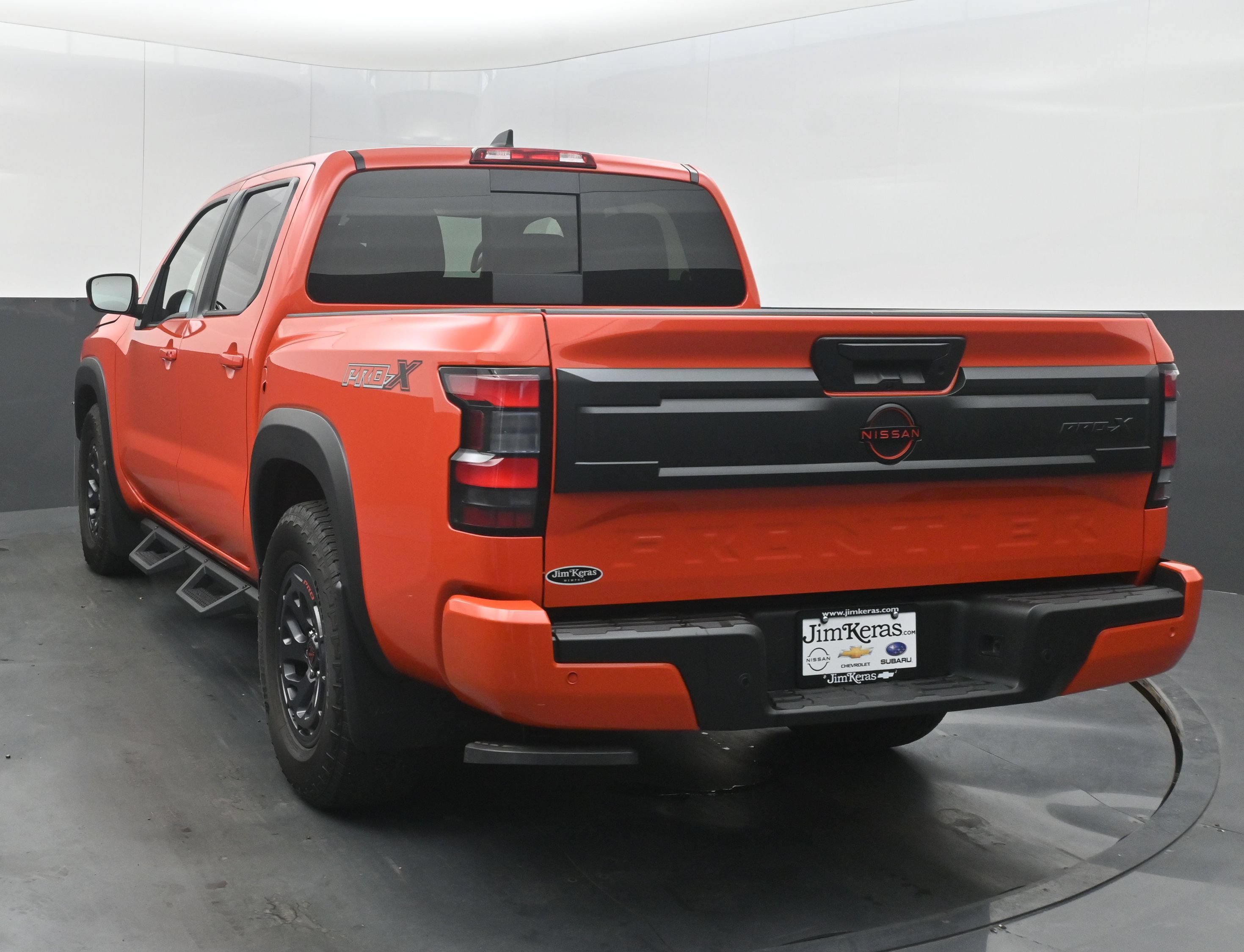 Used 2025 Nissan Frontier Pro-X RWD image 8