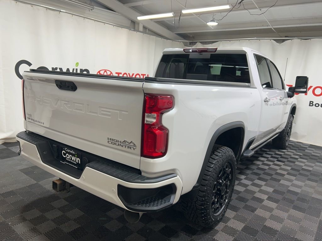 Used 2022 Chevrolet Silverado 2500 High Country w/ Safety Package II image 11