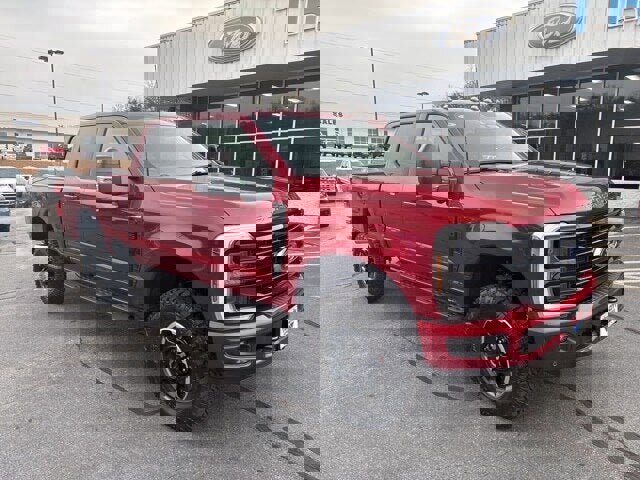 New 2026 Ford F350 Platinum w/ Tremor Off-Road Package image 4