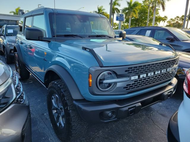 Used 2022 Ford Bronco Badlands AWD/4WD image 2