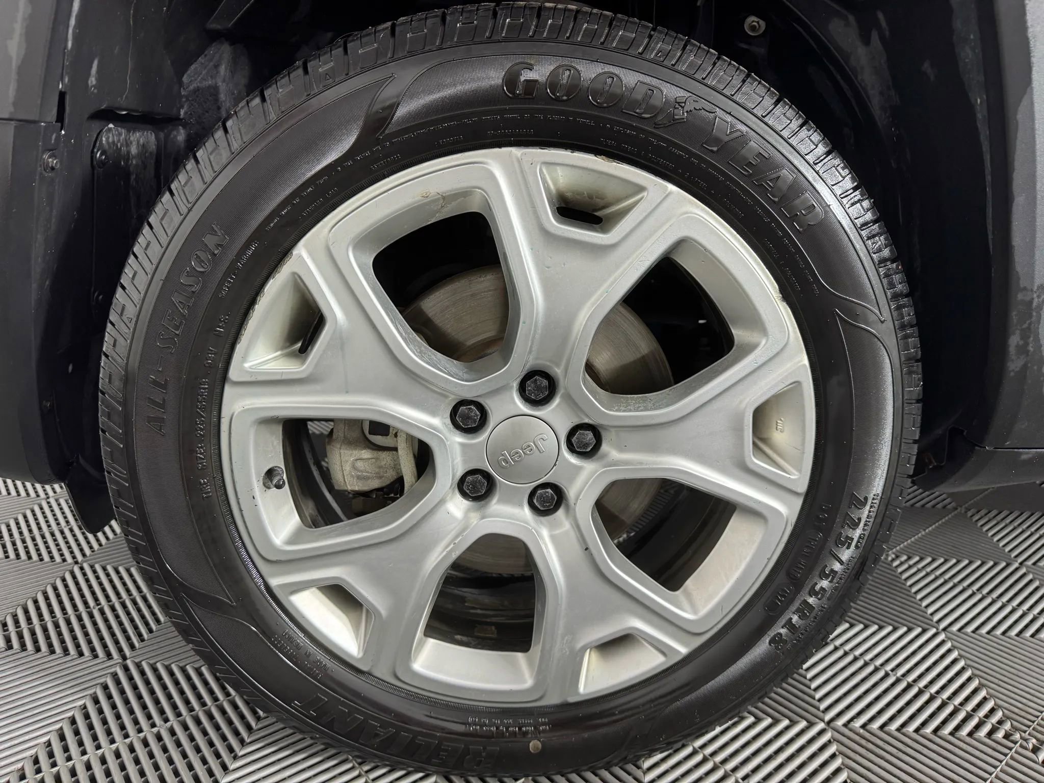 Used 2019 Jeep Renegade Limited w/ UConnect 8.4 Nav Group image 42