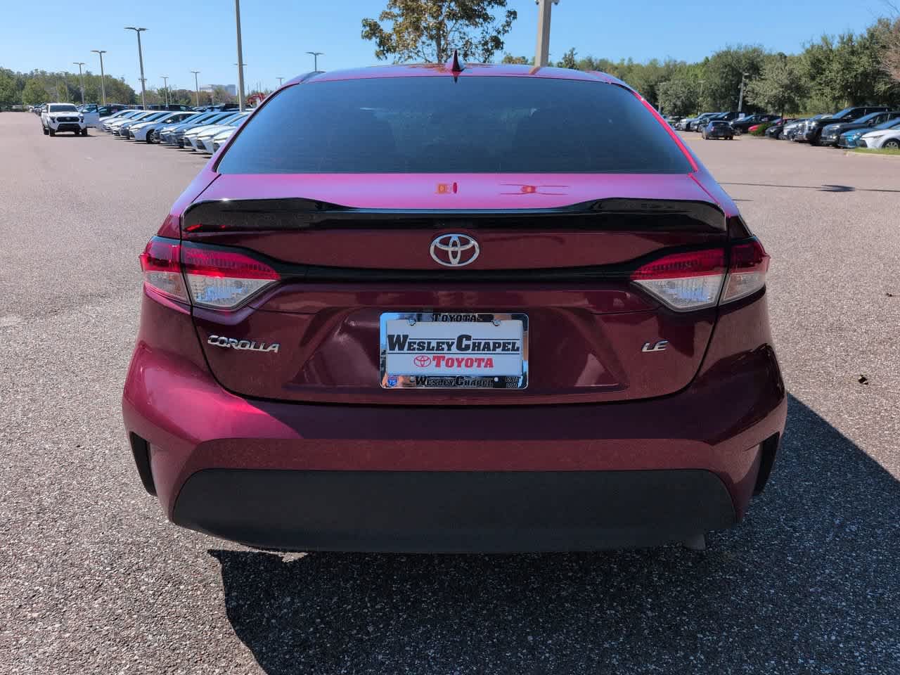 Certified 2025 Toyota Corolla LE FWD image 5