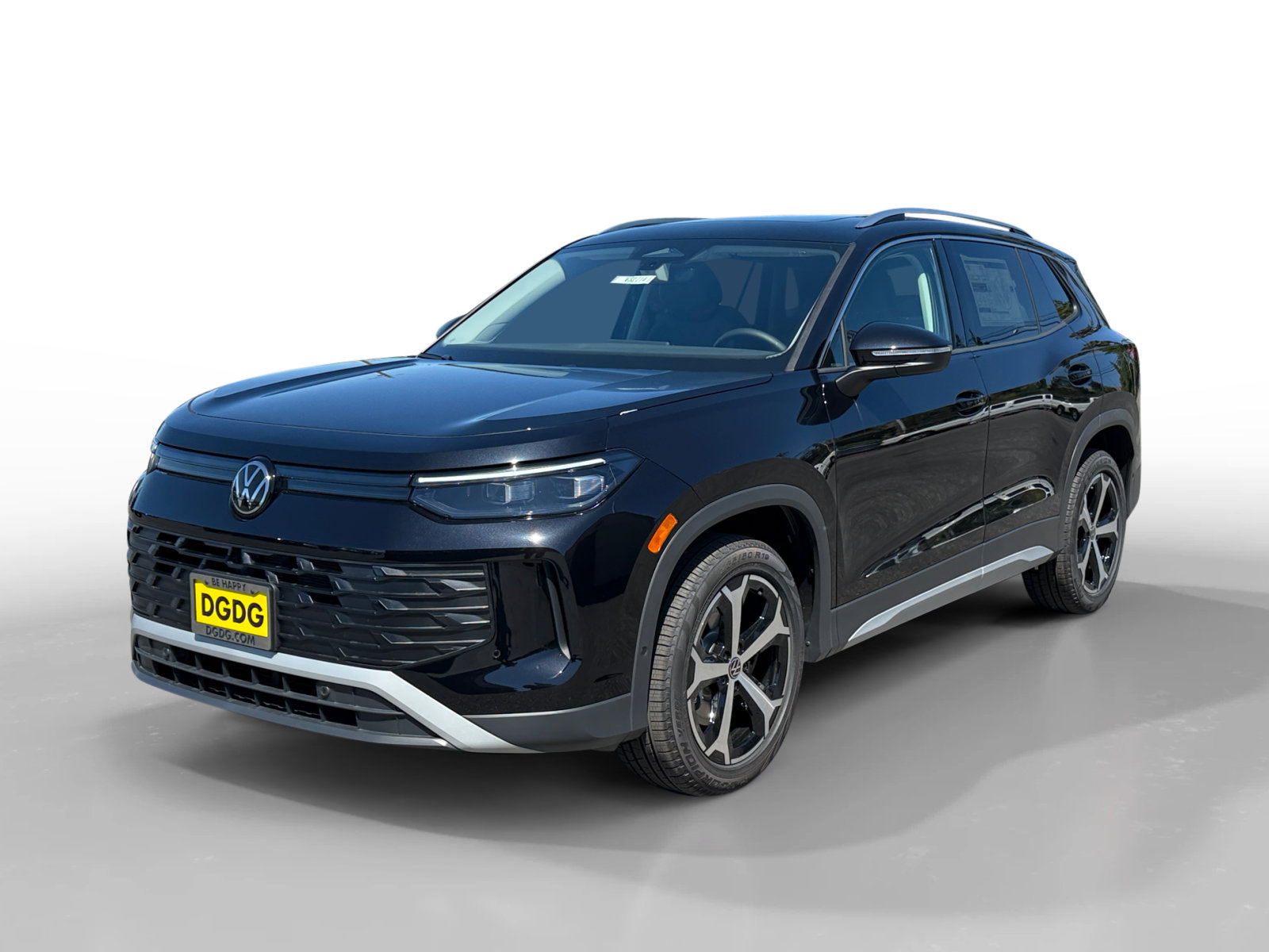 New 2026 Volkswagen Tiguan SE