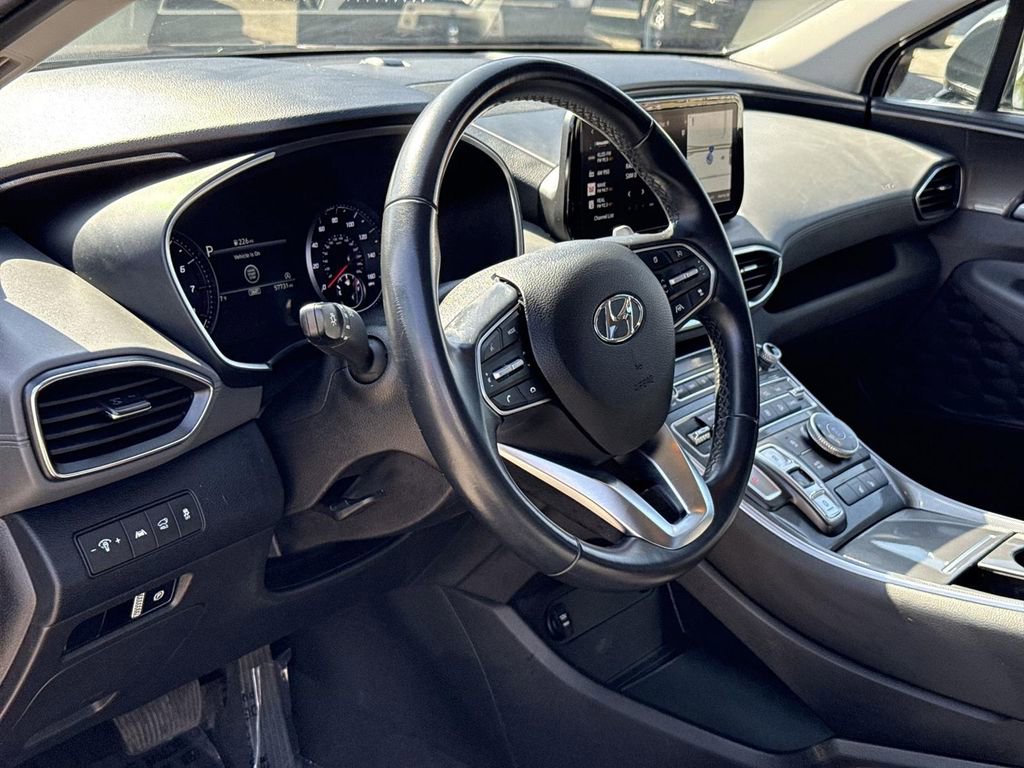 Used 2023 Hyundai Santa Fe SEL image 9