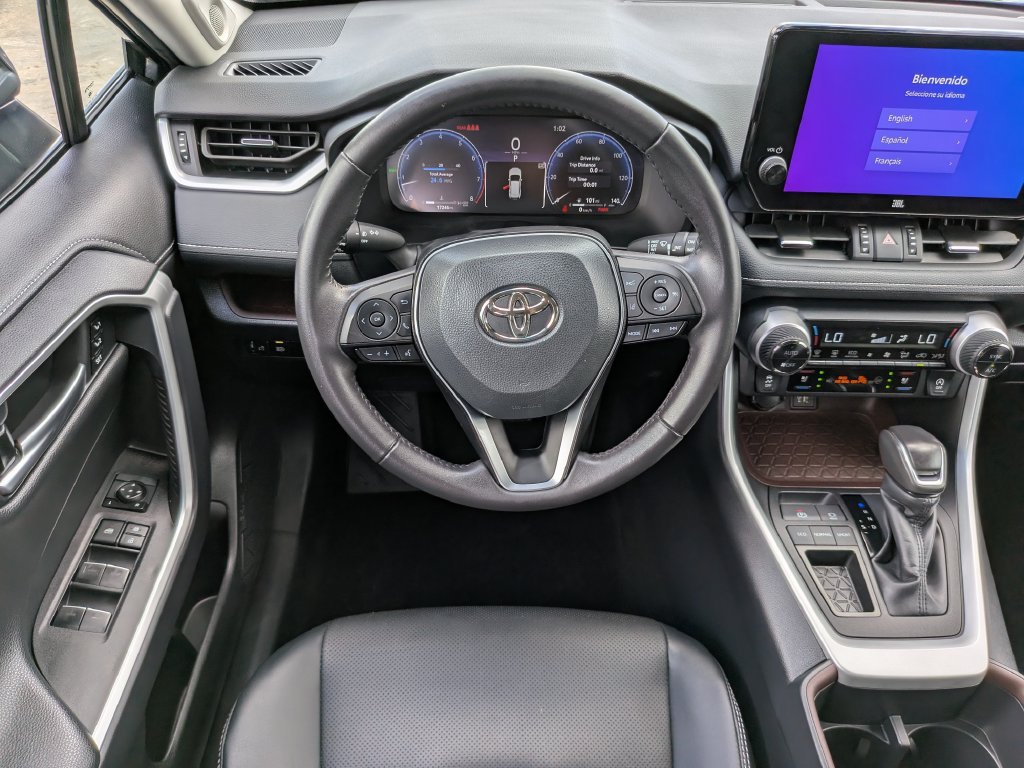 Used 2025 Toyota RAV4 Limited FWD image 18