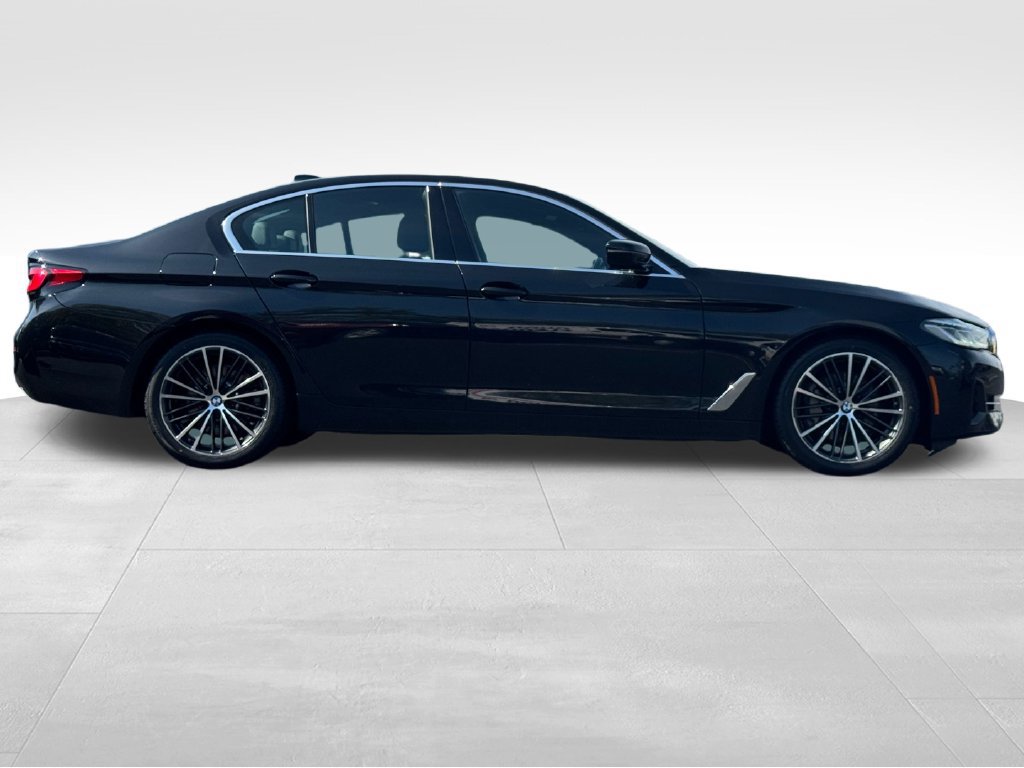 Used 2023 BMW 530i xDrive w/ Convenience Package AWD/4WD image 8