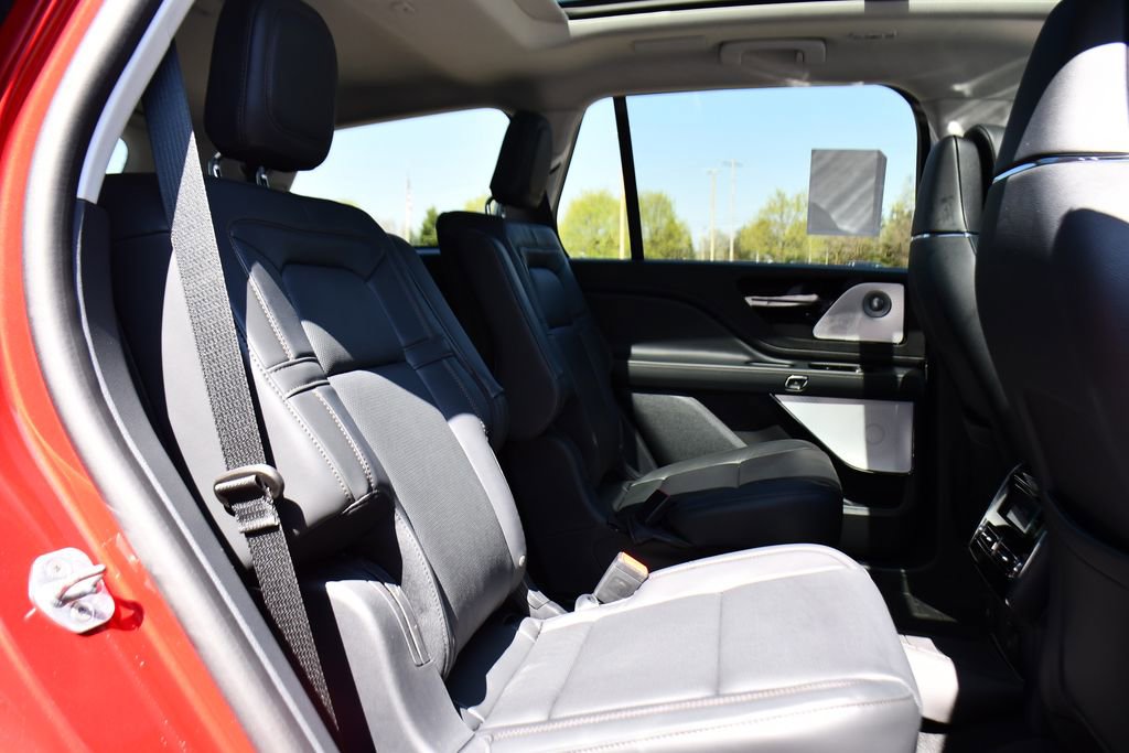 New 2026 Lincoln Aviator Reserve AWD/4WD image 17