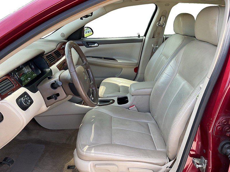 Used 2008 Chevrolet Impala LT w/ Luxury Edition Package FWD image 10
