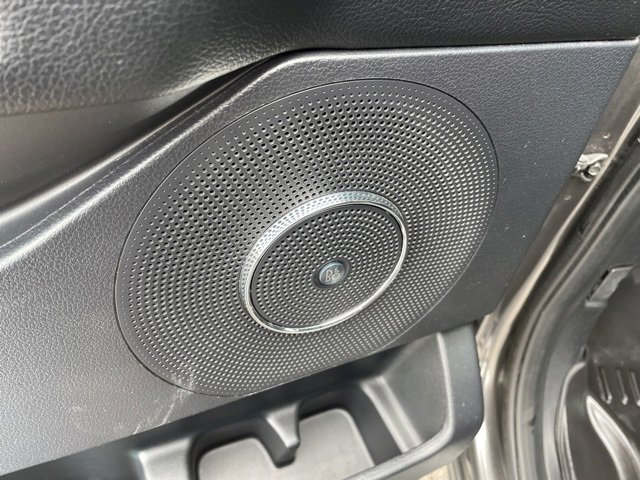 Used 2021 Ford Expedition Limited image 22