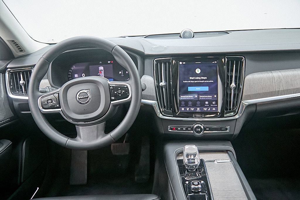 Certified 2023 Volvo S90 B6 Ultimate w/ Lounge Package image 24