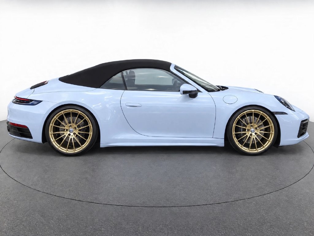 Used 2022 Porsche 911 Carrera RWD image 6