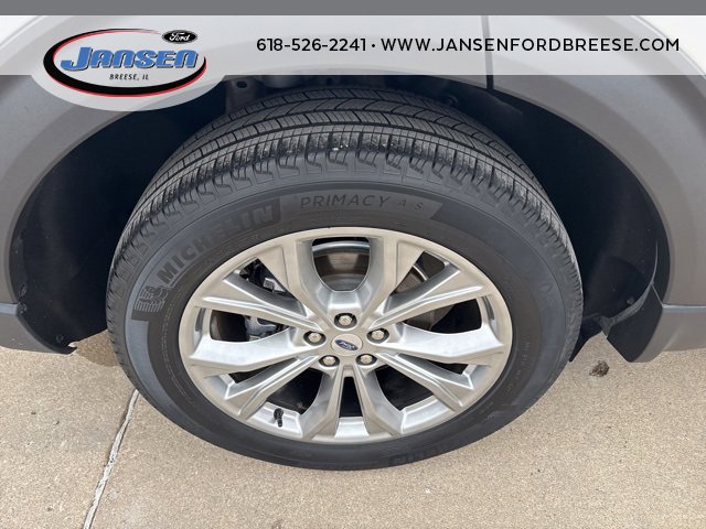 Used 2023 Ford Explorer Limited w/ Limited Technology Package image 7