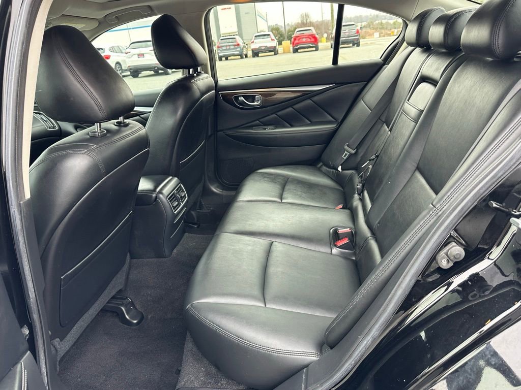 Used 2018 INFINITI Q50 Luxe w/ Essential Package (3.0T Luxe) image 24