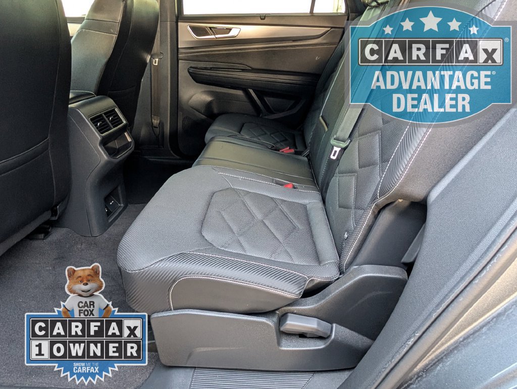 Used 2024 Volkswagen Atlas Cross Sport SE w/ Panoramic Sunroof Package FWD image 20