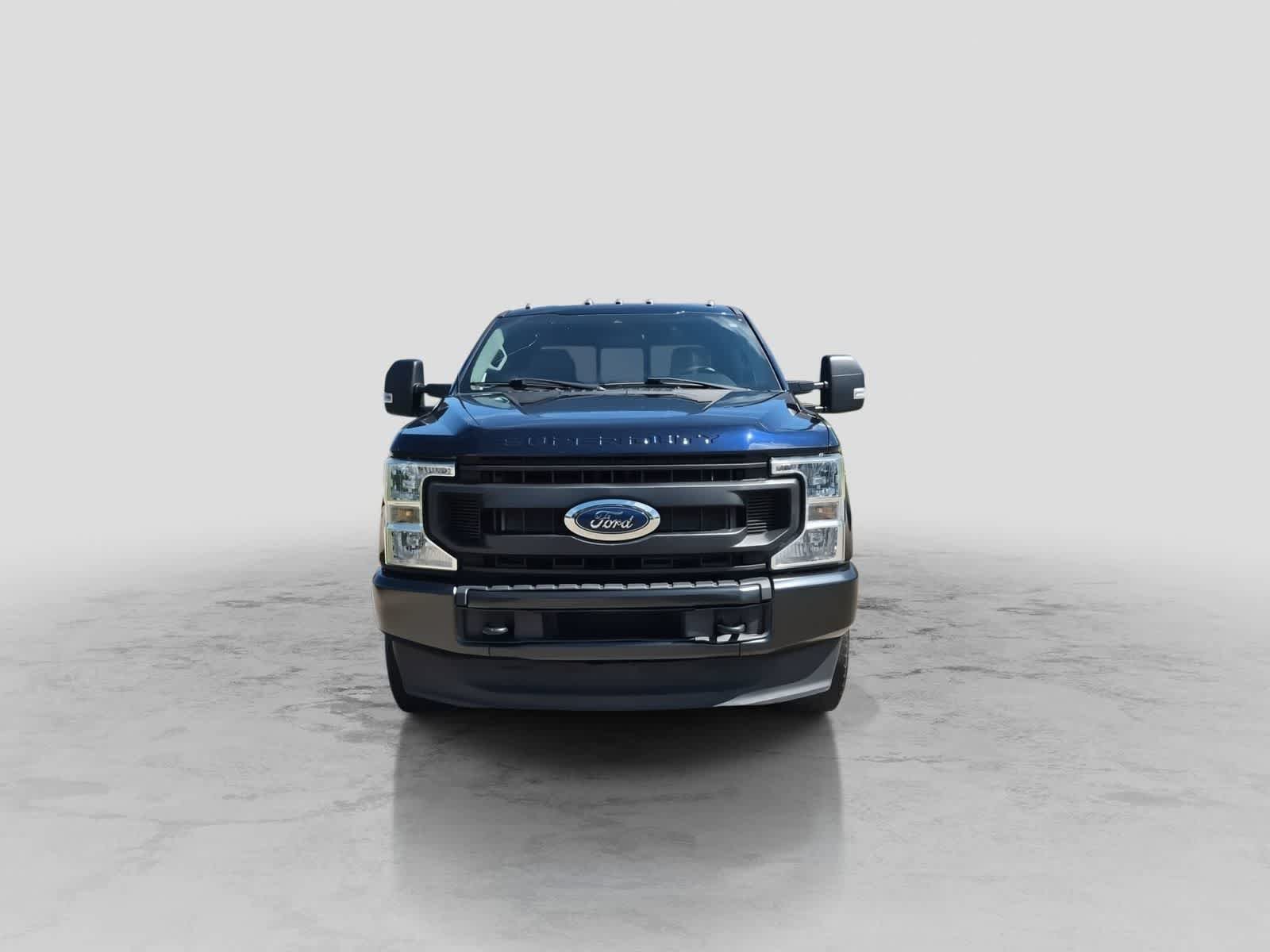 Used 2022 Ford F350 XL w/ Power Equipment Group AWD/4WD image 3