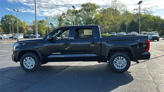 New 2026 Toyota Tundra SR5 w/ SR5 Convenience Package image 4