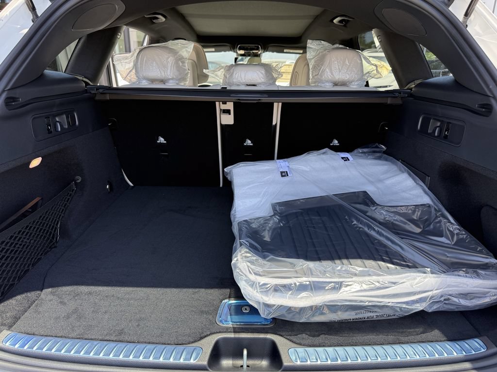 New 2026 Mercedes-Benz GLC 300 4MATIC image 23