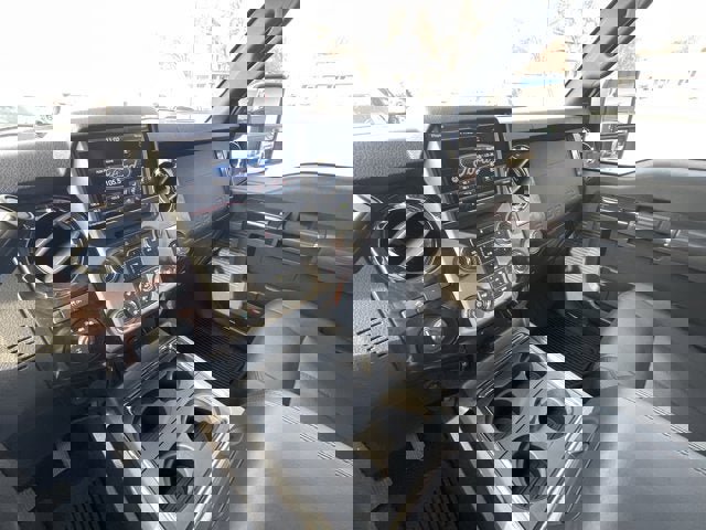 Used 2016 Ford F350 Platinum image 18