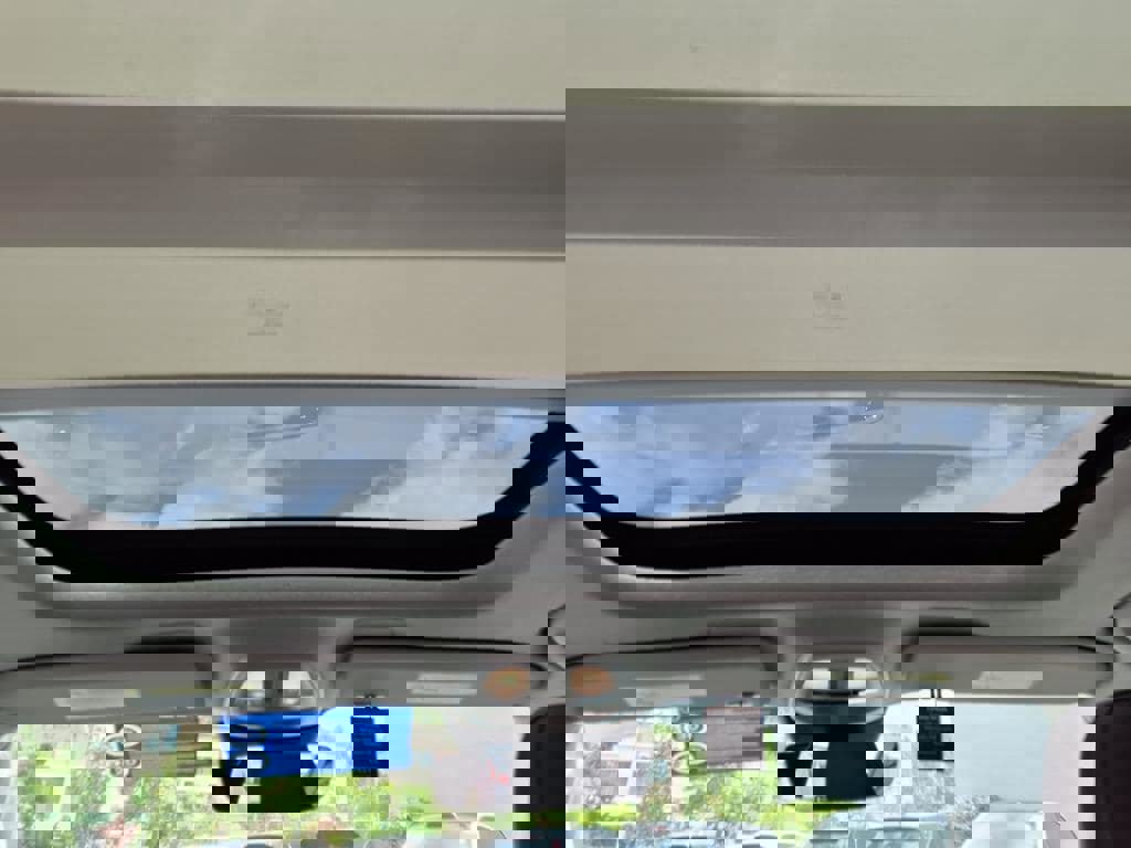 New 2025 Volvo XC40 B5 Core w/ Protection Package Premier image 15