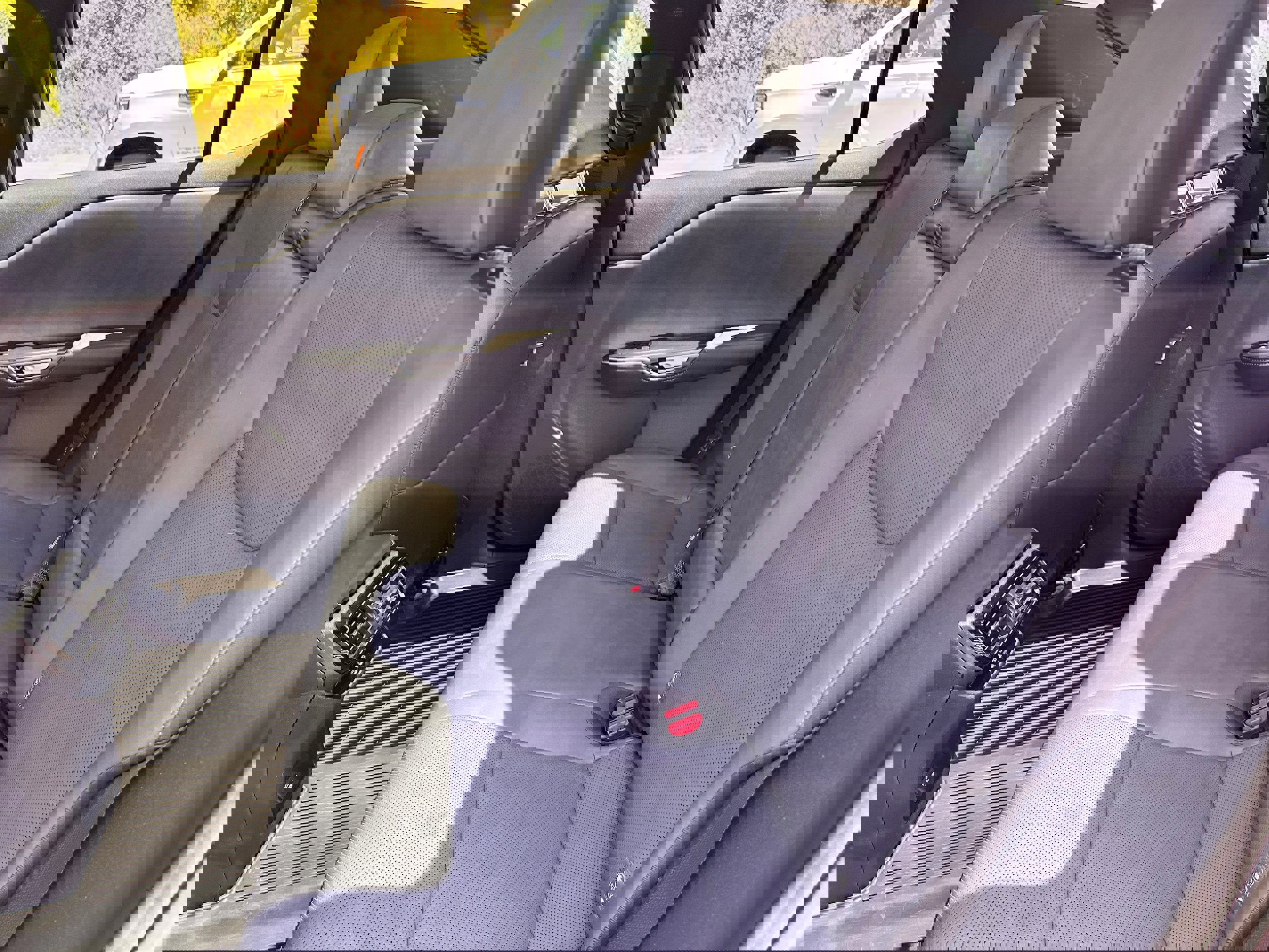 Used 2023 Lexus RZ 450e Premium image 11