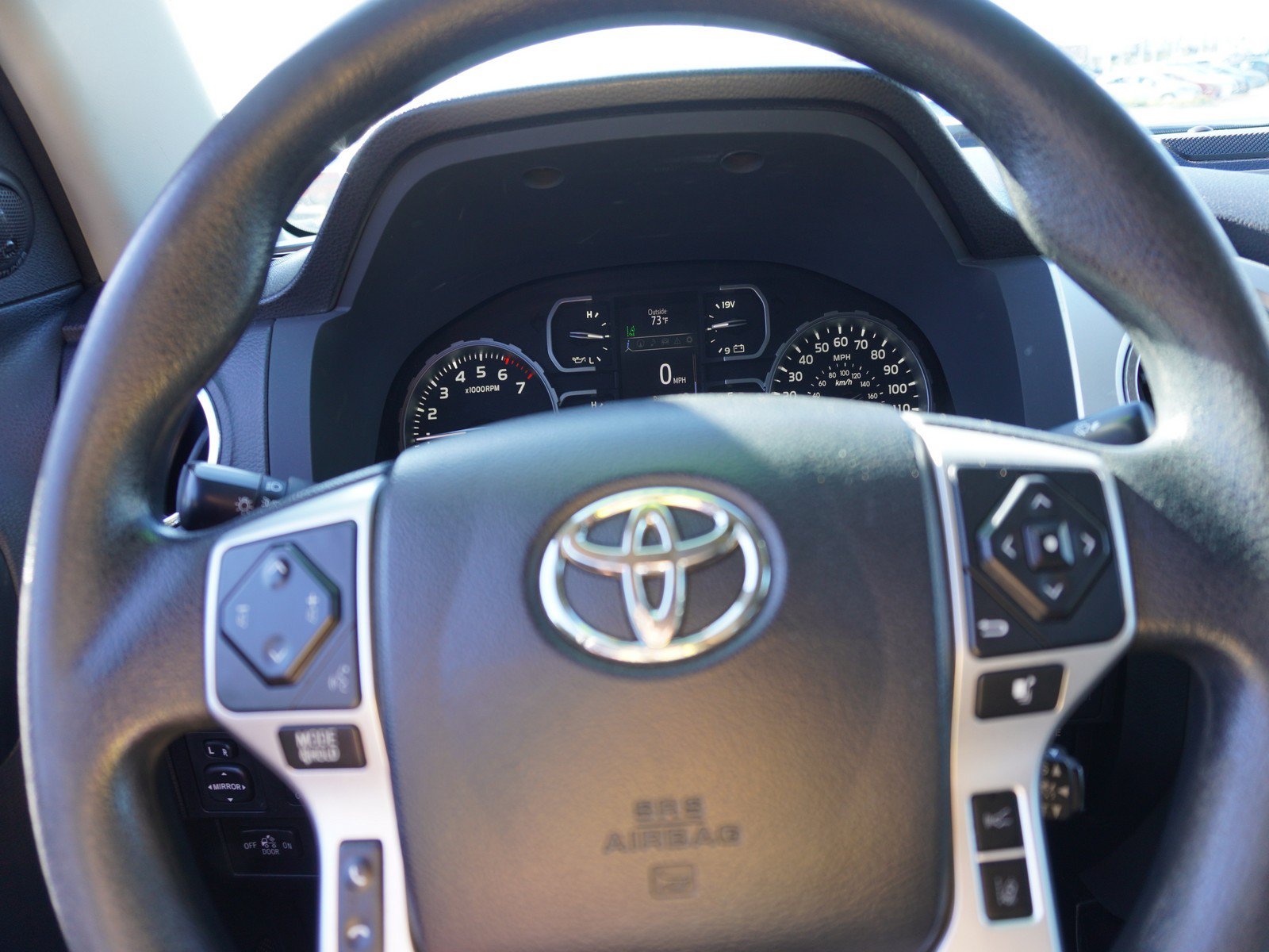 Used 2019 Toyota Tundra SR5 w/ SR5 Upgrade Package AWD/4WD image 23