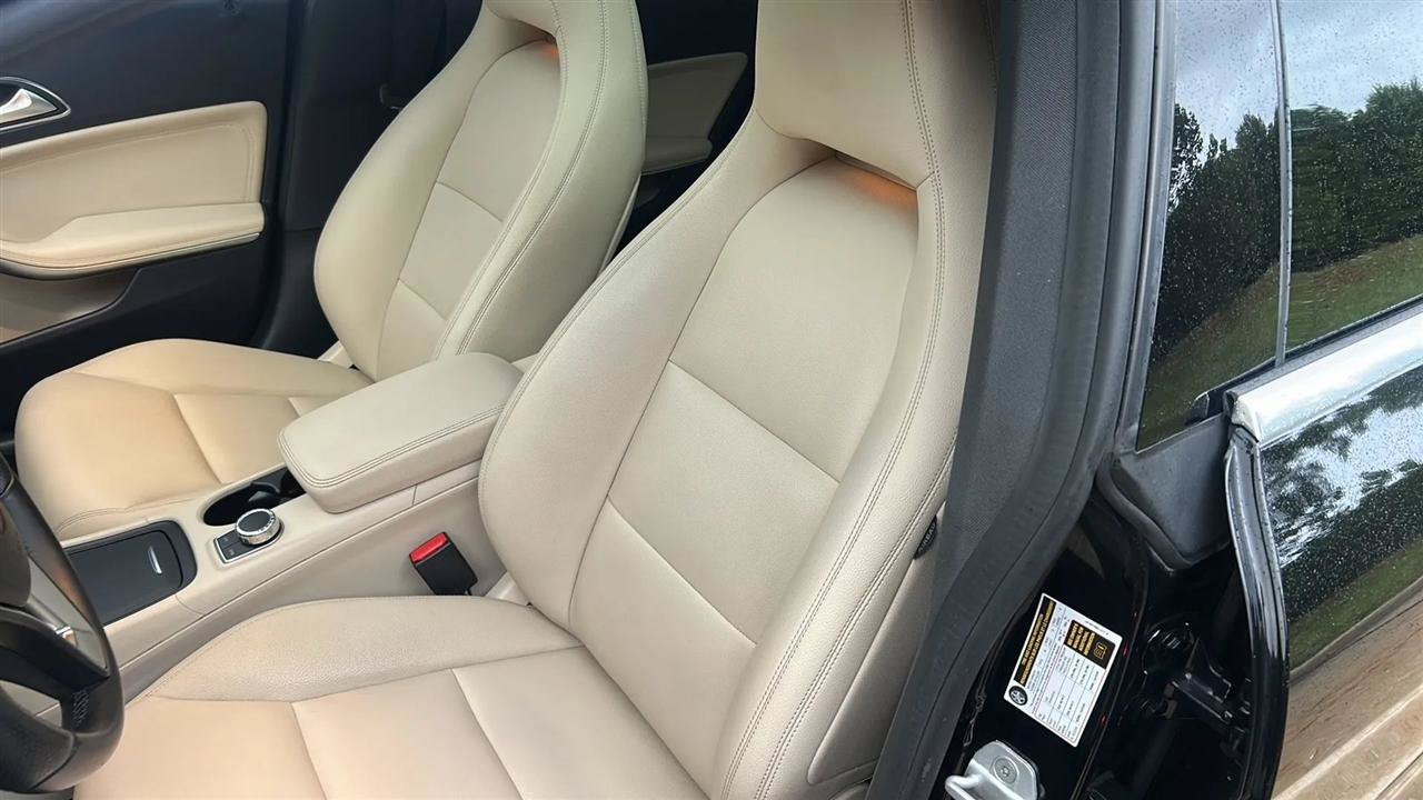 Used 2014 Mercedes-Benz CLA 250 image 31