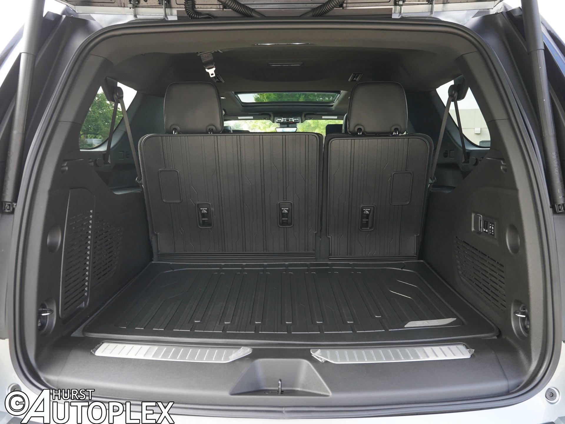 Used 2026 GMC Yukon XL Denali Ultimate w/ LPO, Floor Liner Package image 9