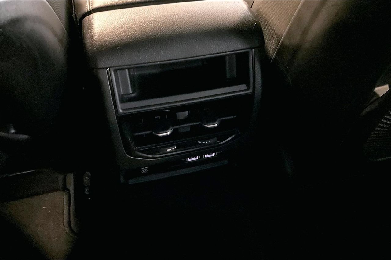 Certified 2023 Jeep Grand Cherokee Altitude AWD/4WD image 17