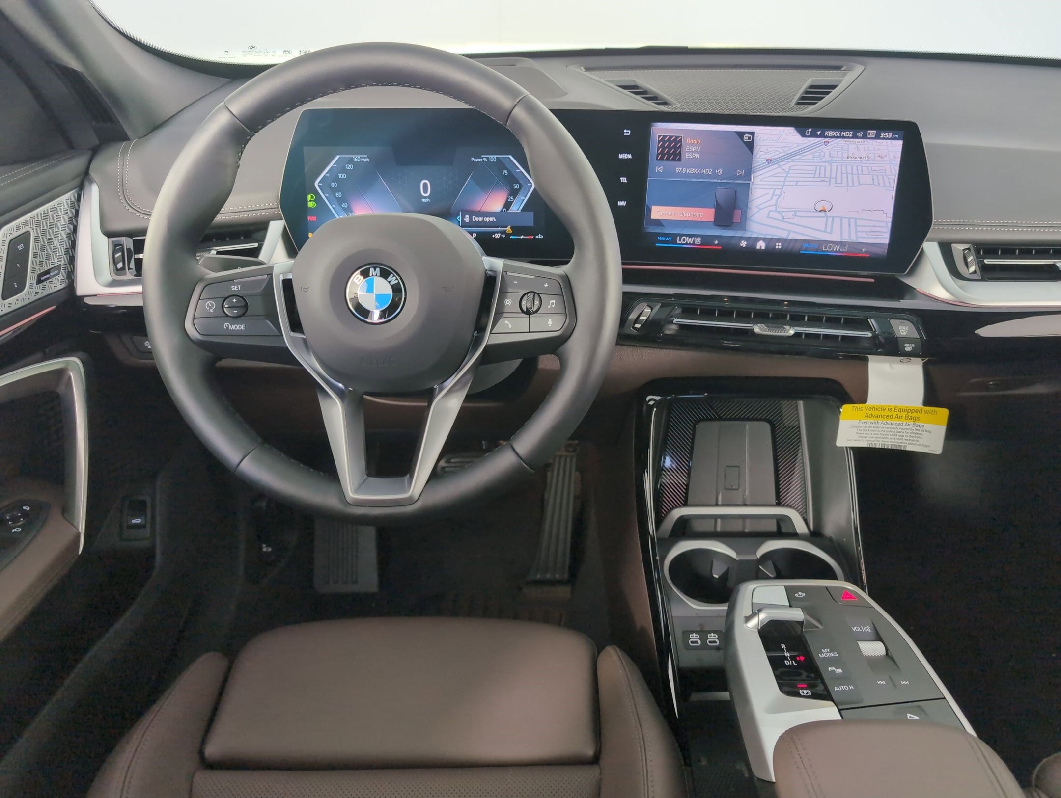 Used 2025 BMW X1 xDrive28i w/ Technology Package image 4