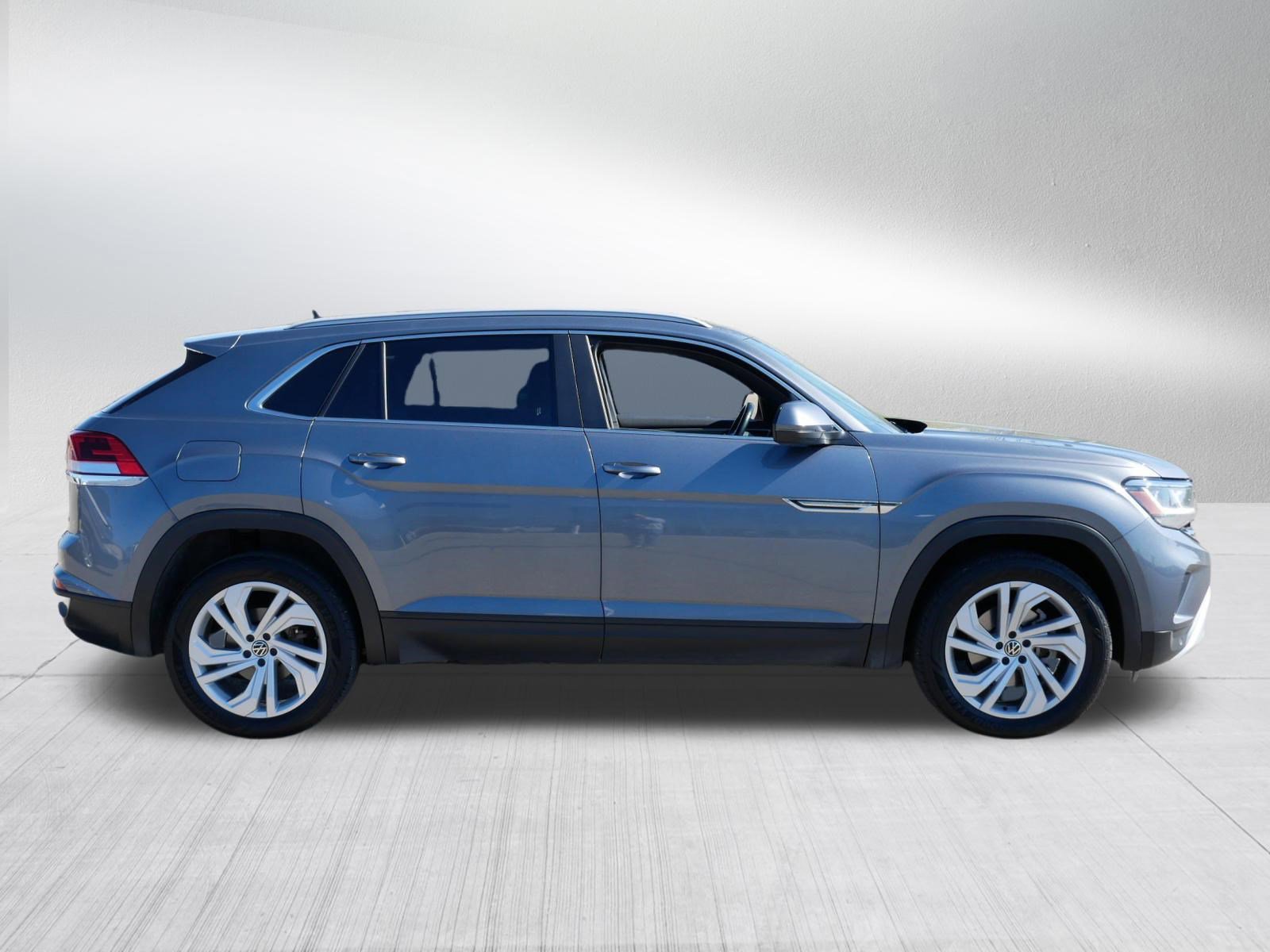 Used 2020 Volkswagen Atlas Cross Sport SEL AWD/4WD image 8