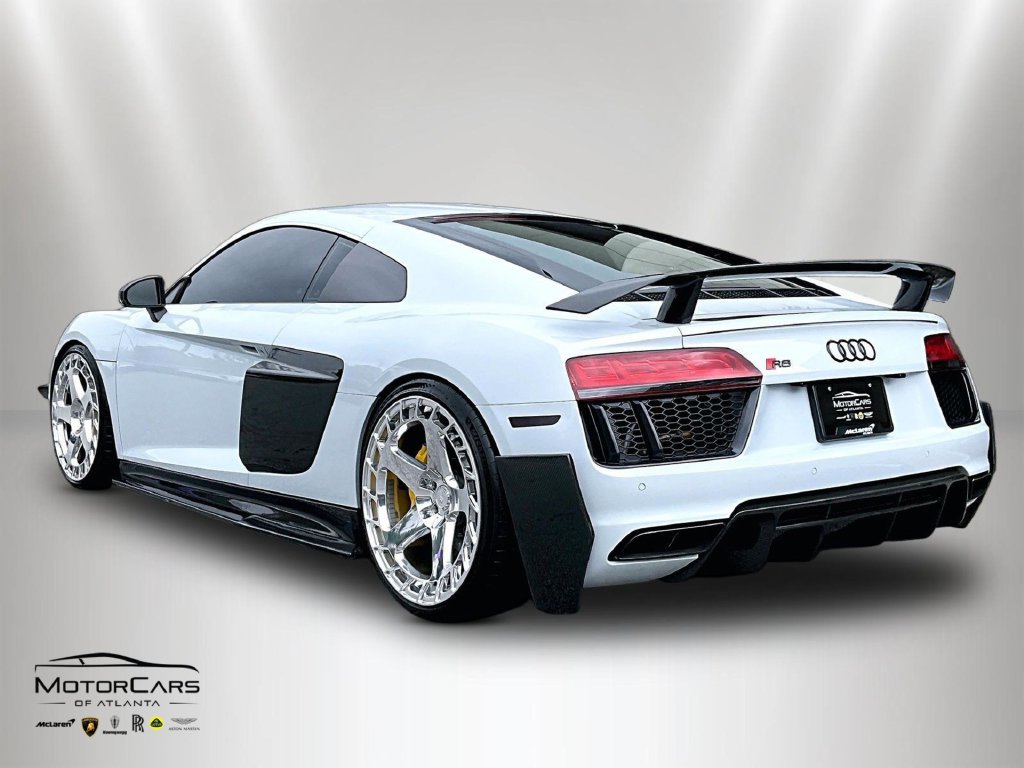Used 2017 Audi R8 V10 plus AWD/4WD image 10