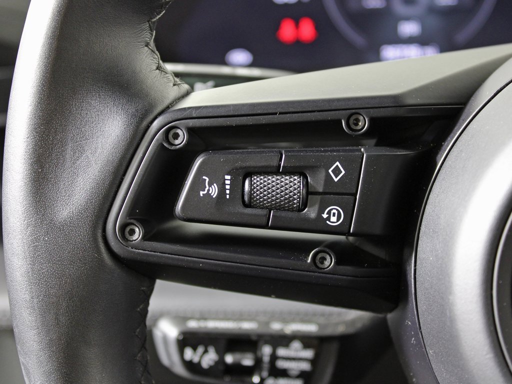 Used 2020 Porsche Taycan Turbo image 27