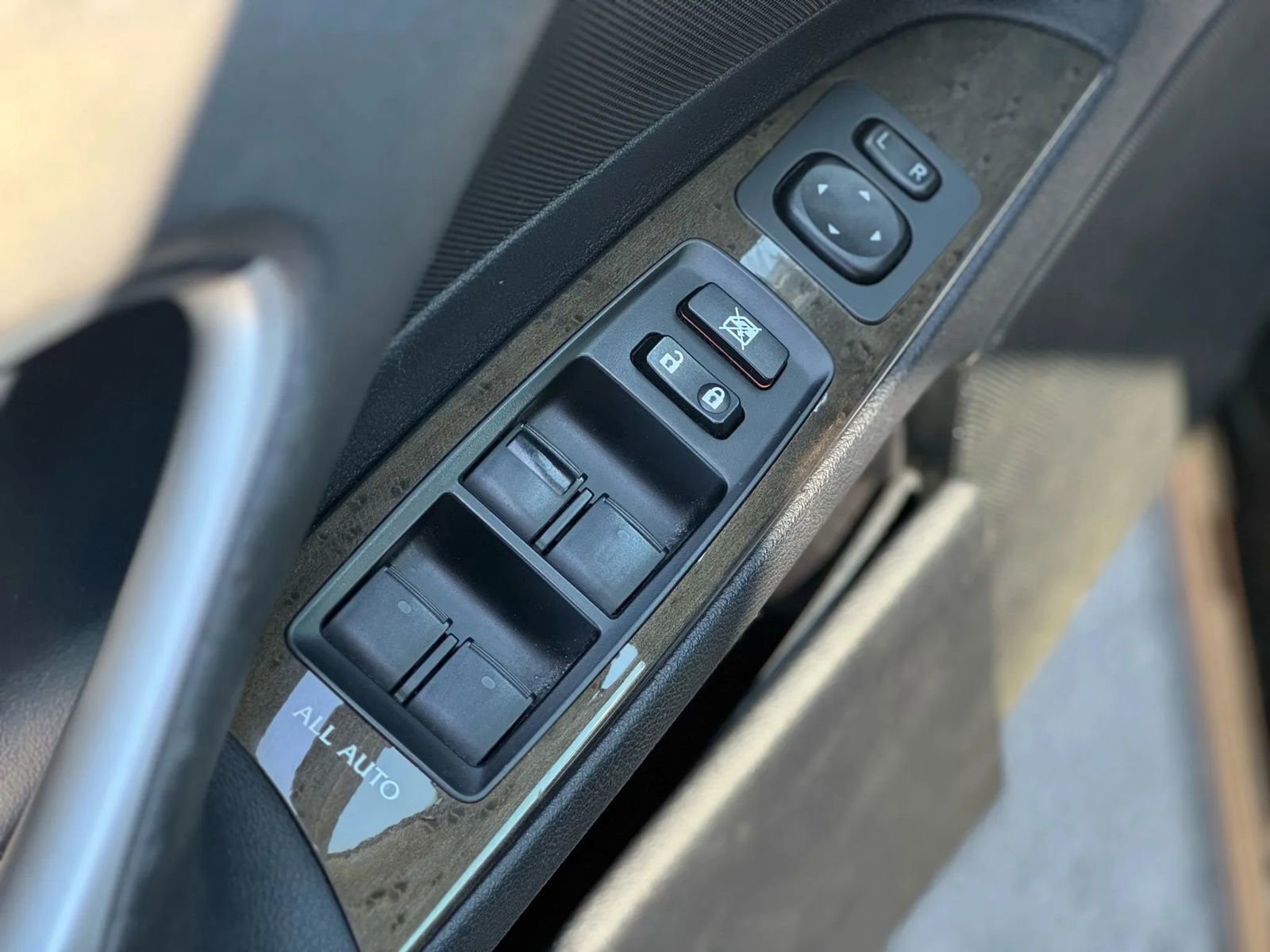 Used 2013 Lexus IS 250 AWD w/ Premium Pkg image 27