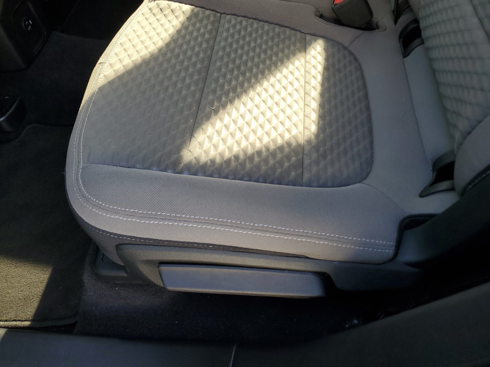 Used 2022 Ford Escape SE FWD image 14