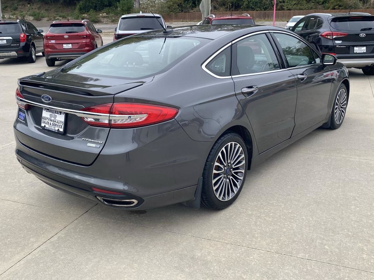 Used 2017 Ford Fusion Titanium AWD/4WD image 6