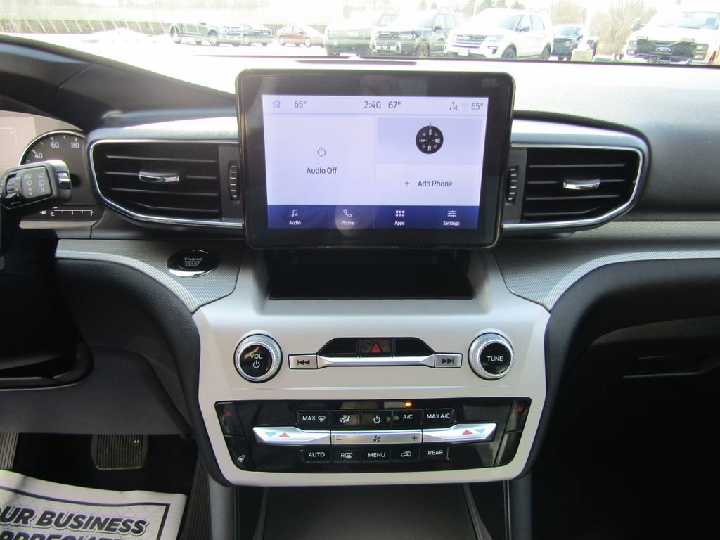 Used 2024 Ford Explorer XLT w/ Equipment Group 202A AWD/4WD image 26