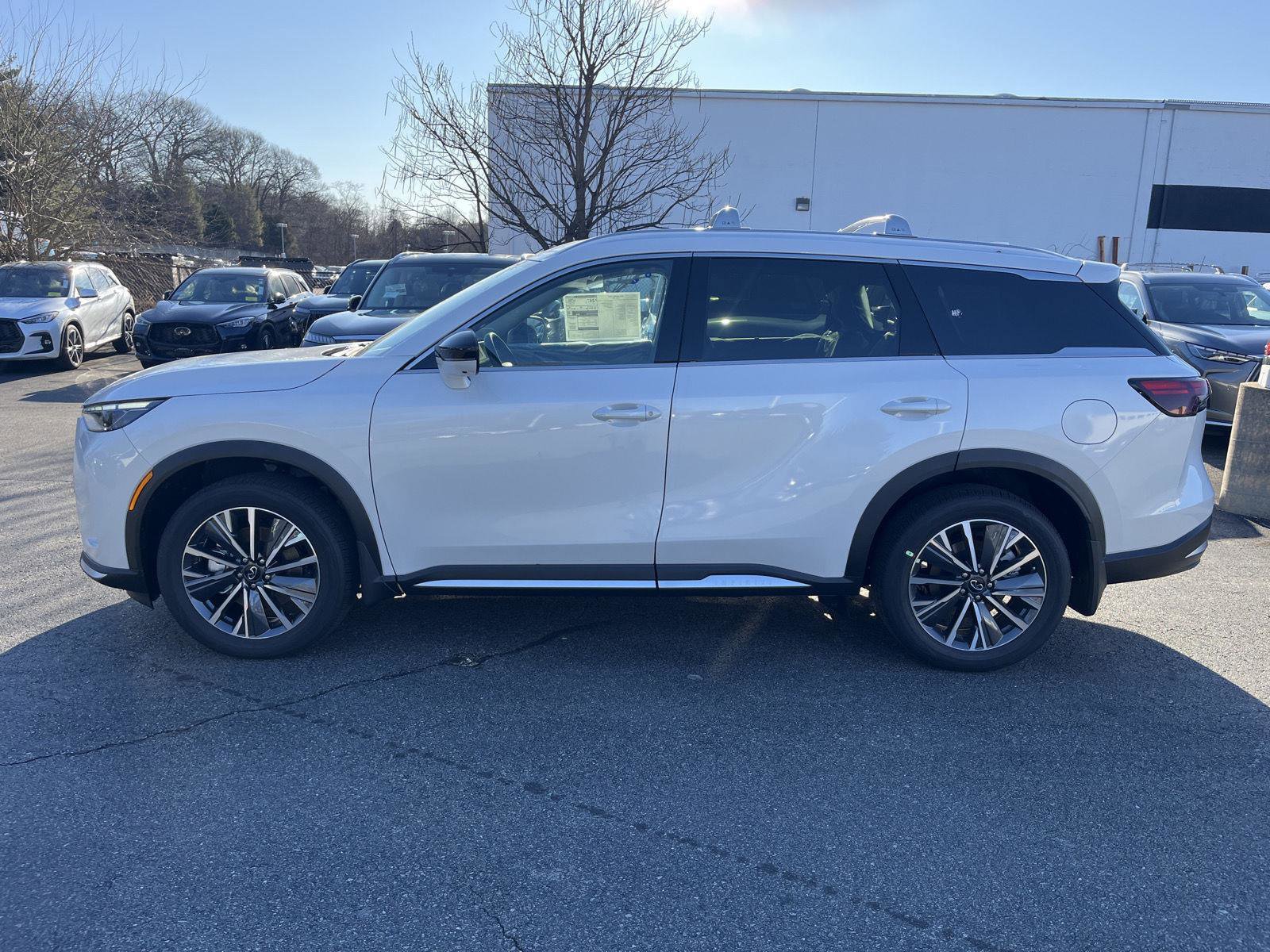 New 2026 INFINITI QX60 Luxe w/ Cargo Package image 6